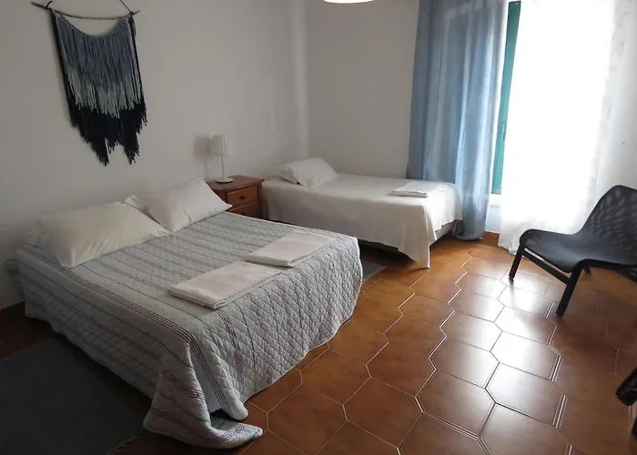 Casas Da Supertubos بيت للعطل