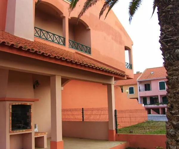 Casas Da Supertubos *